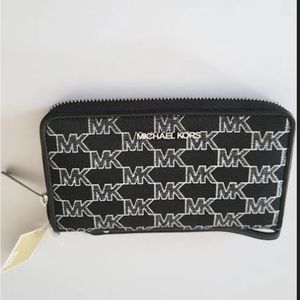 NWT Michael Kors Bags Michael Kors Jet Set Travel Wallet Phone Case